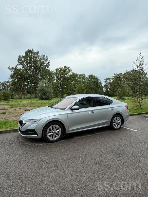 Pārdod Škoda Octavia 1.5 Tsi Mhev Dsg – 2021. Gads

Pārdodu koptu un labi