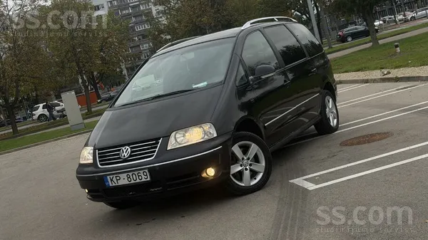 Продам Volkswagen Sharan 1.9 Tdi 110Kw 150 л. с. 7 мест / Черный / 394ткм