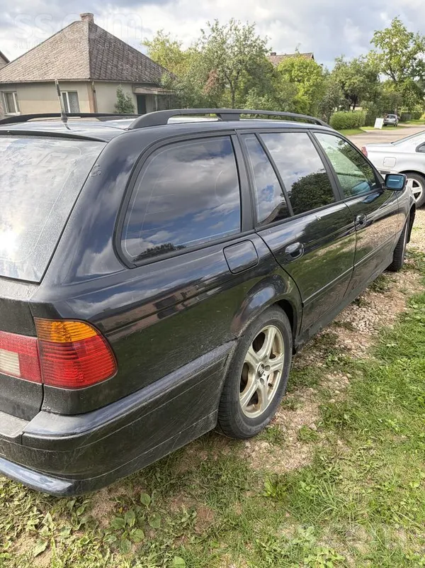 BMW BMW 5-sērijas Touring (E39) 2000 - 3.0 Dīzelis