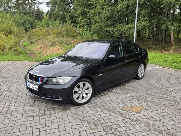 BMW 318 - 1