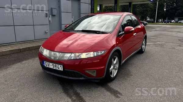 Honda Pārdod Honda Civic hečbeku