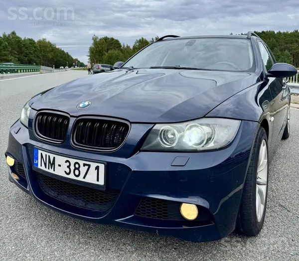 BMW 320 - 1