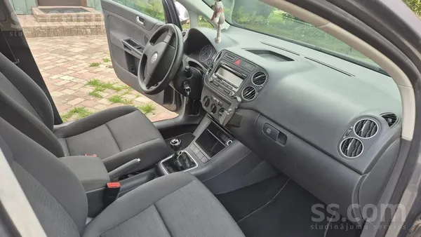 Volkswagen Golf Plus - 1