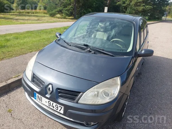 Renault Scenic - 1