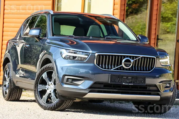 Volvo XC 40 - 1