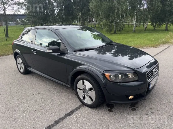 Volvo Pārdodu/mainu 