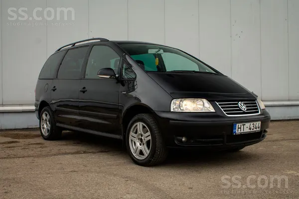 Volkswagen Sharan - 1