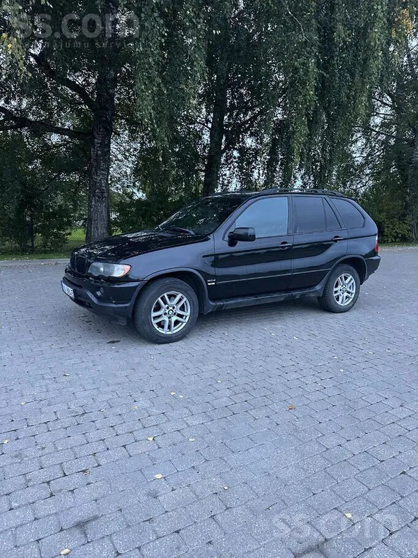 BMW X5 - 1