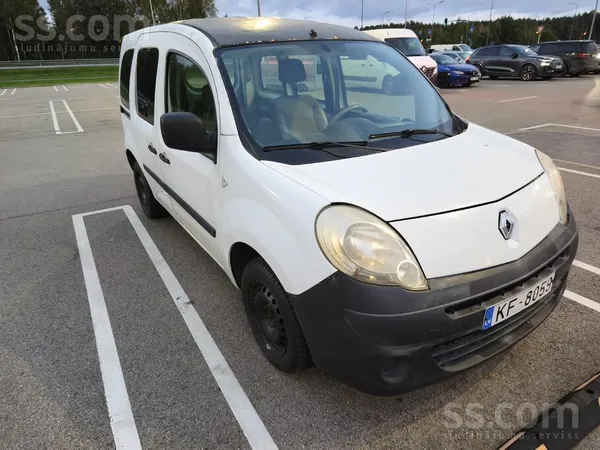 Renault Kangoo 2011, 1.5D dīzelis, Manuāls, Pikaps, Balts — Latvijā