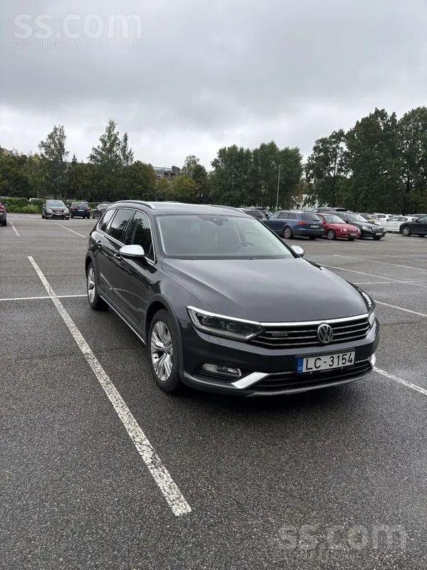 Volkswagen Passat Alltrack 2018, 2.0D dīzelis, Automāts, Universāls, Pelēks — Latvijā