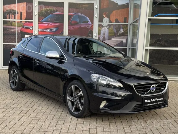 Volvo V40 - 1