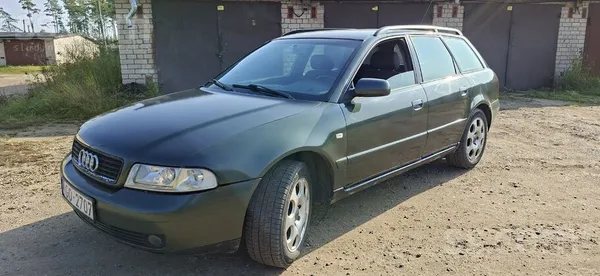 Audi A4 1999, 1.9D dīzelis, Manuāls, Universāls, Zaļš — Latvijā