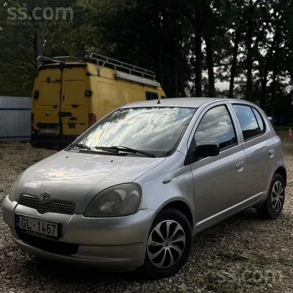 Toyota Pardodu Yaris ar automātisko kārbu. Tehniski kārtī