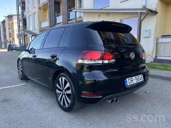 Volkswagen Golf 6 - 1