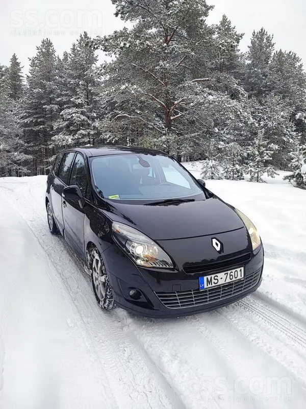 Tiek pārdota kopta un ekonomiska automašīna lieliskā tehniskā stāvoklī. Degv