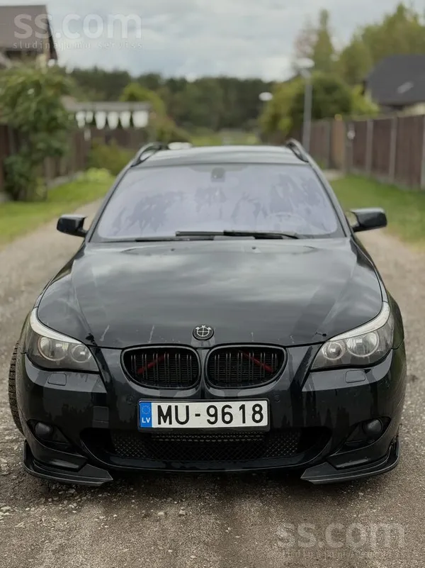 BMW 525 2006, 2.5D dīzelis, Automāts, Universāls, Melns — Latvijā