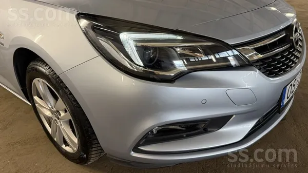 Opel Astra - 1