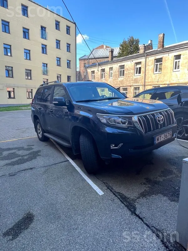 Toyota Pārdodu nevis mašīnu, bet dzīvesveidu. 