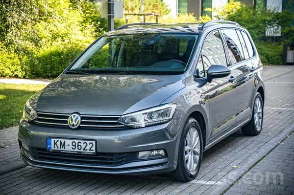 Volkswagen Pārdod VW Touran 2.0 dīzelis, 110 kw, manuālā 6 Āt