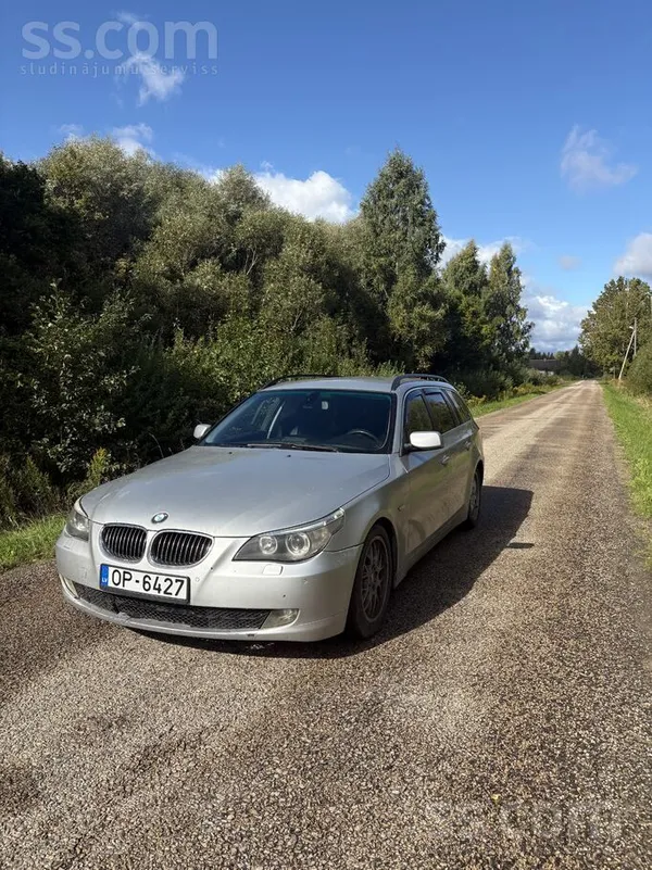 BMW Pardodu bmw 525i 