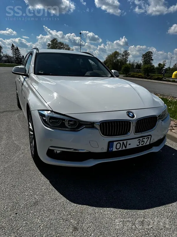 BMW BMW 320d xDrive 2016 140 kW Luxury Line 