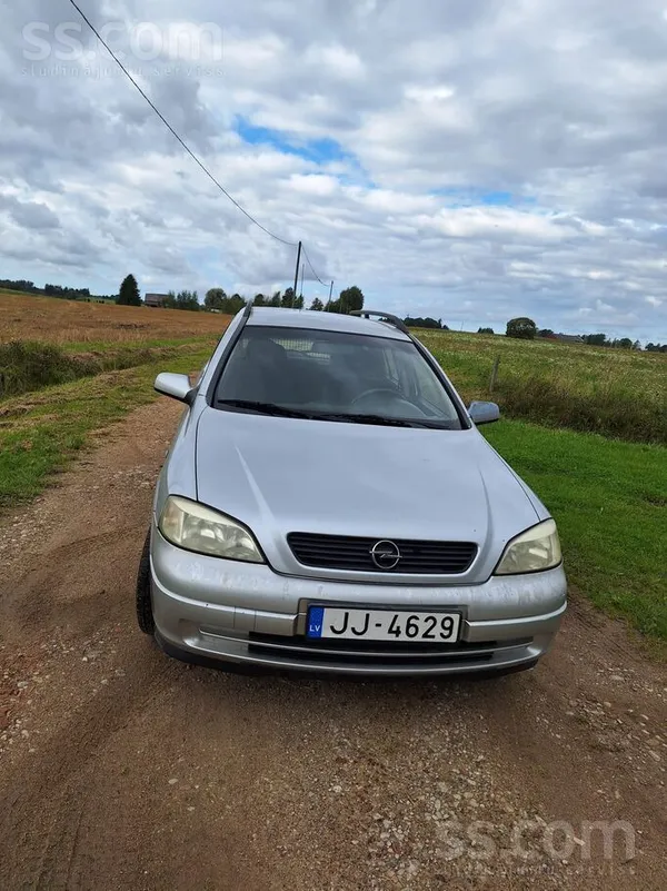Opel Astra - 1