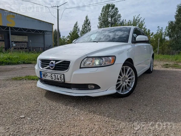 Volvo S40 - 1