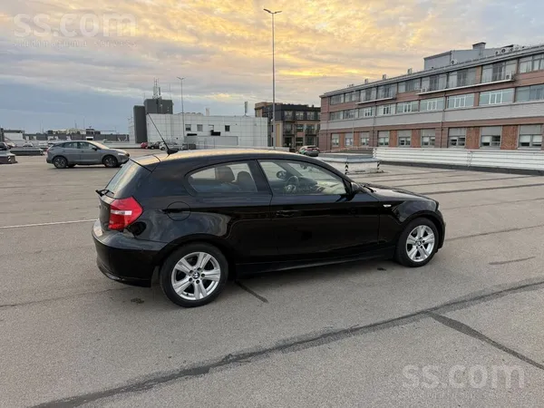 BMW 118 - 1
