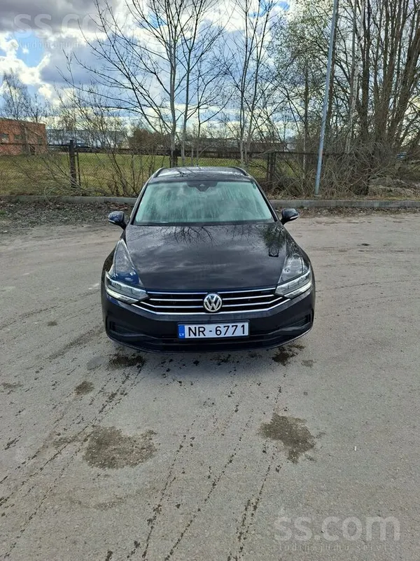 Volkswagen Passat (B8) - 1