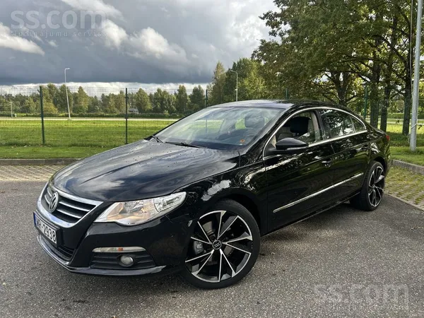Volkswagen Passat CC - 1