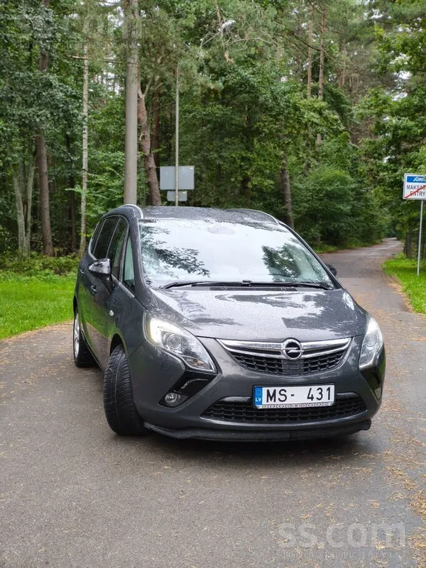 Opel Zafira - 1