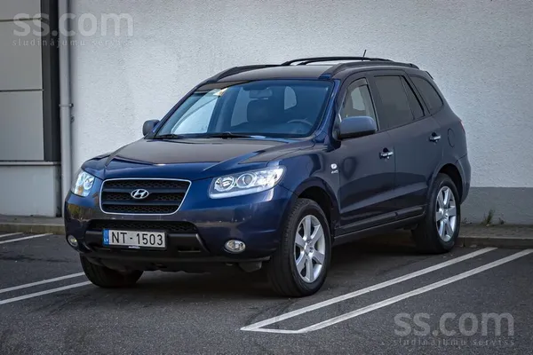 Hyundai Santa FE - 1
