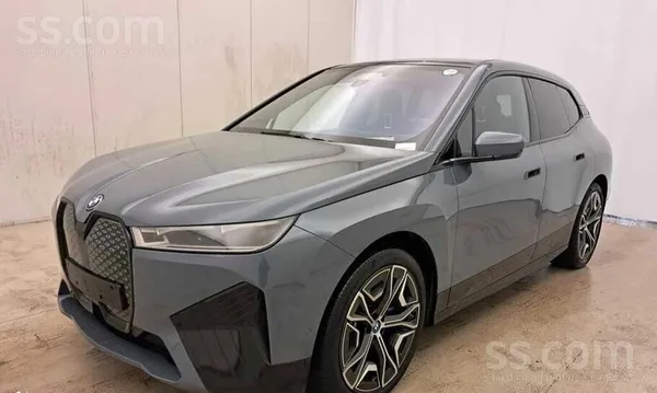 BMW Citi 2021, Automāts, SUV/Apvidus, Pelēks — Latvijā