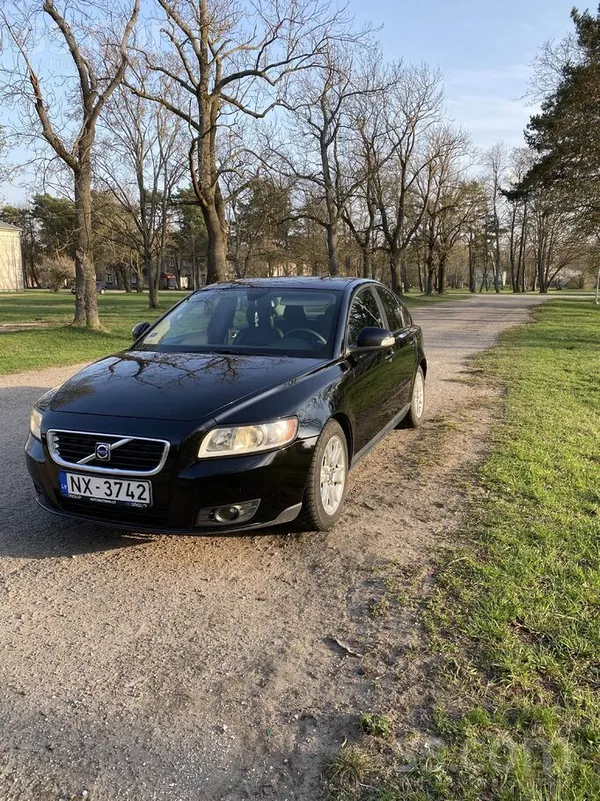Volvo Volvo S40 1.6D Komforts Ekonomija Uzticamība