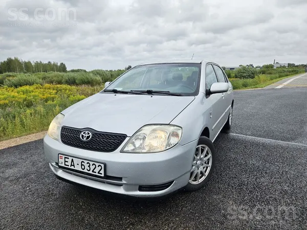Toyota Corolla - 1
