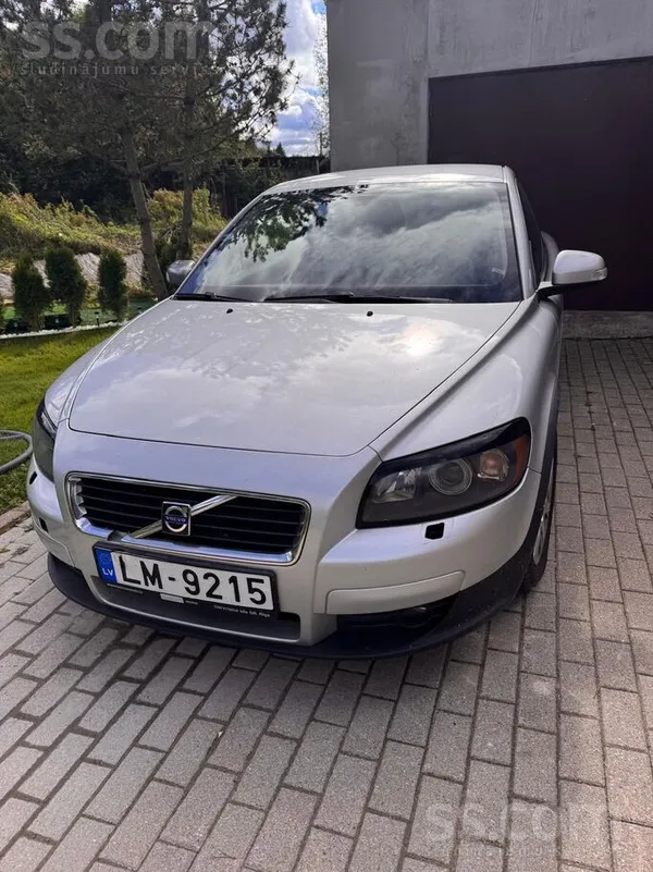Volvo Sveiki, pardodas labs auto, ar tiko izzietu TA, be