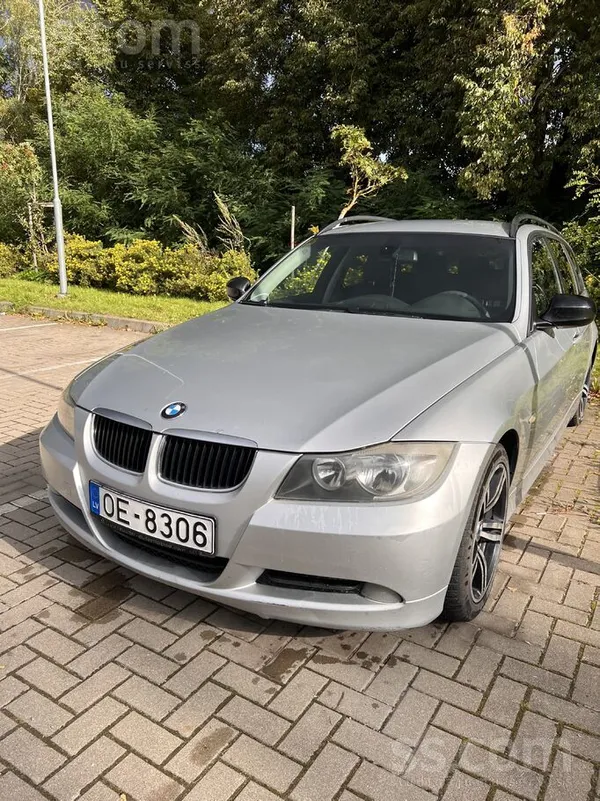 BMW 320 - 1