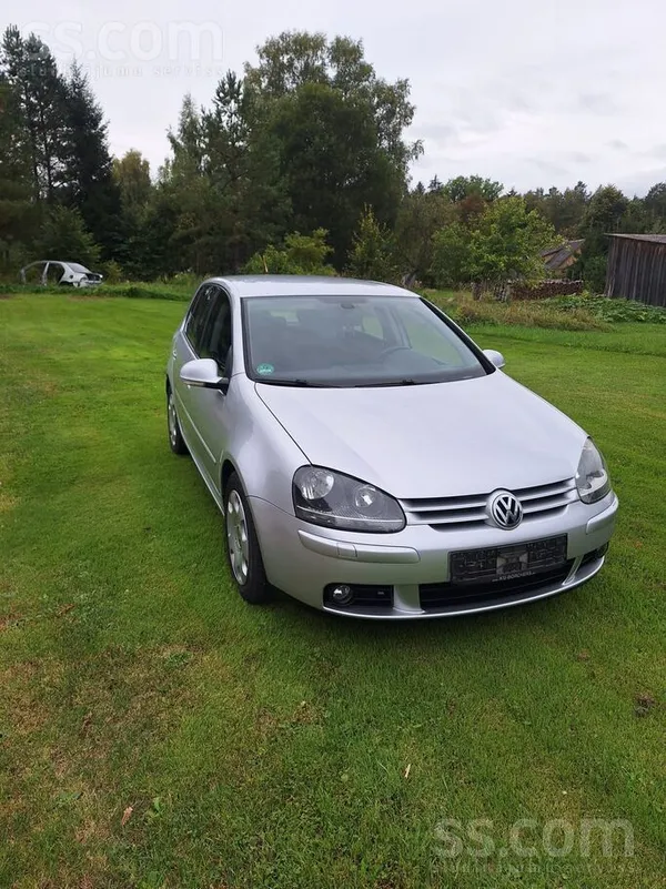 Volkswagen Pardod vw golf 5