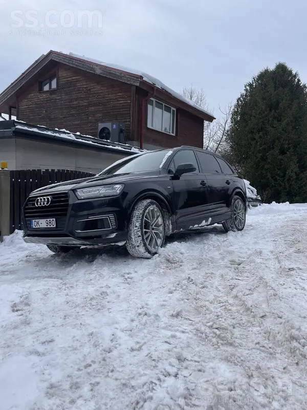 Audi Hibrids, 0€ nodoklis Headup display