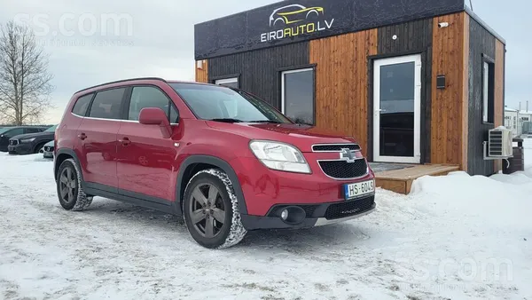 Chevrolet Orlando 2.0 dizelis, 7 vietas. 
Ziemas riepas. 
Vasaras riepas.