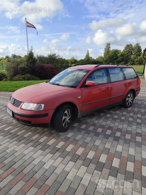 Volkswagen Passat (B5) - 1
