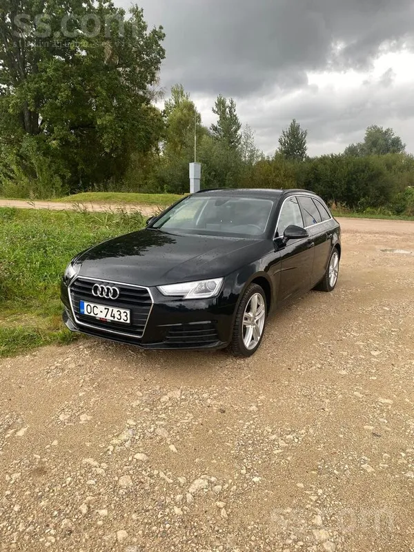 Audi A4 - 1