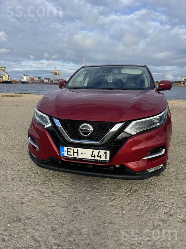 Nissan Pārdodu mašīnu ļoti labā stāvoklī ar oriģinālu nob