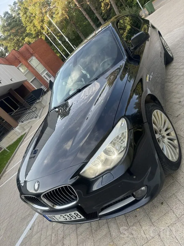 BMW BMW 530 Gran Turismo. Brūns Eko ādas salons, melni