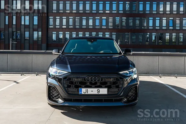 Pārdod audi sq8, 4.0 v8, 507 zs, jauna auto stāvoklis, veikta eļļas maiņa pi