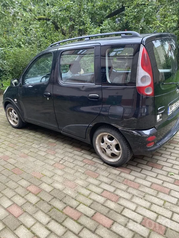 Toyota Toyota Yaris Verso 1.3 Benzīns / Jauna TA līdz 09.