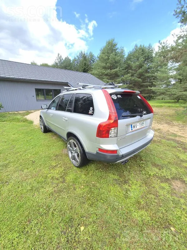 Volvo XC 90 - 1