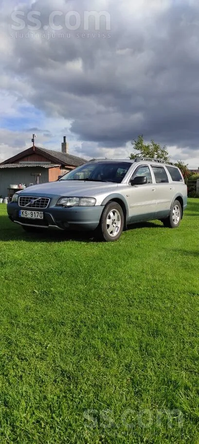 Volvo Pārdodam 2003 gada Volvo xc70 dīzelis D5 120kw. , 