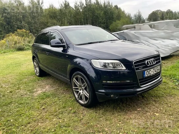 Audi Q7 - 1