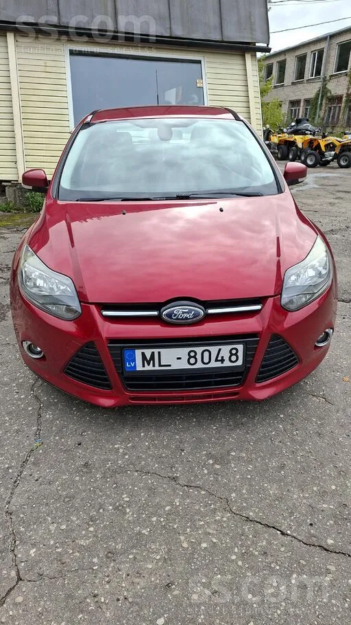 Ford Pārdod Ford Focus 1, 6D 2012 ļoti labā tehniskā un